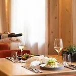 Natur- Und Wellnesshotel Hoeflehner Ξενοδοχείο Haus im Ennstal
