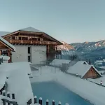 Natur- Und Wellnesshotel Hoeflehner 4* Haus im Ennstal
