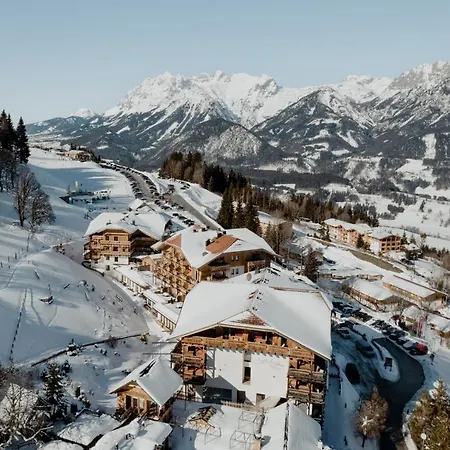 Natur- Und Wellnesshotel Hoeflehner 4* Haus im Ennstal