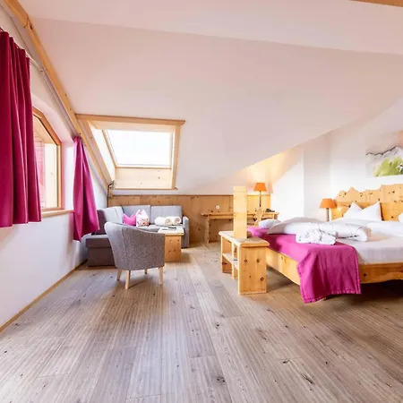 Natur- Und Wellnesshotel Hoeflehner Hotel 4*