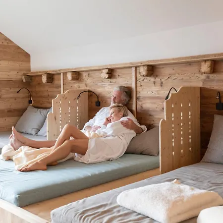 Natur- Und Wellnesshotel Hoeflehner 4*