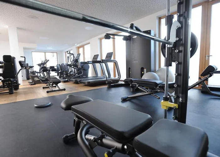 فندق Natur- Und Wellnesshotel Hoeflehner هاوس إم إنيستال