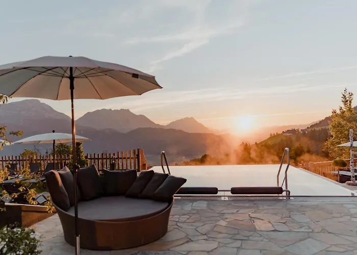 Natur- Und Wellnesshotel Hoeflehner 4*