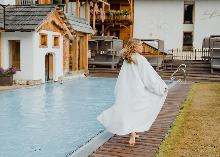 Natur- Und Wellnesshotel Hoeflehner 4*