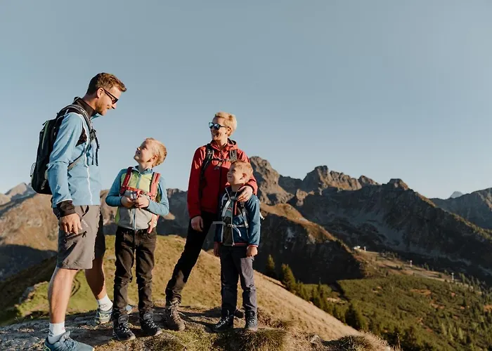 فندق Natur- Und Wellnesshotel Hoeflehner هاوس إم إنيستال