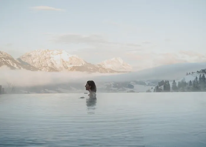 霍夫莱纳健康大自然酒店 4*